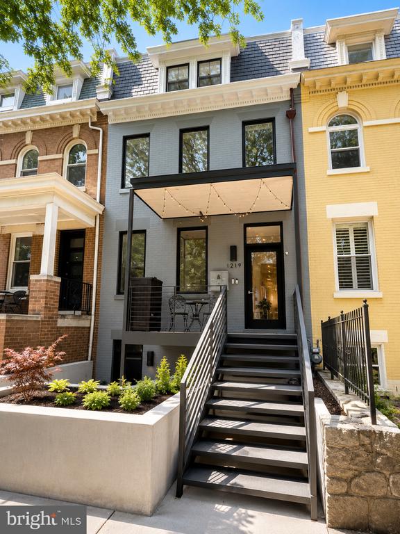 1219 PARK ROAD NW Unit: 3