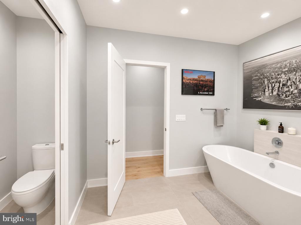 1219 PARK ROAD NW Unit: 3