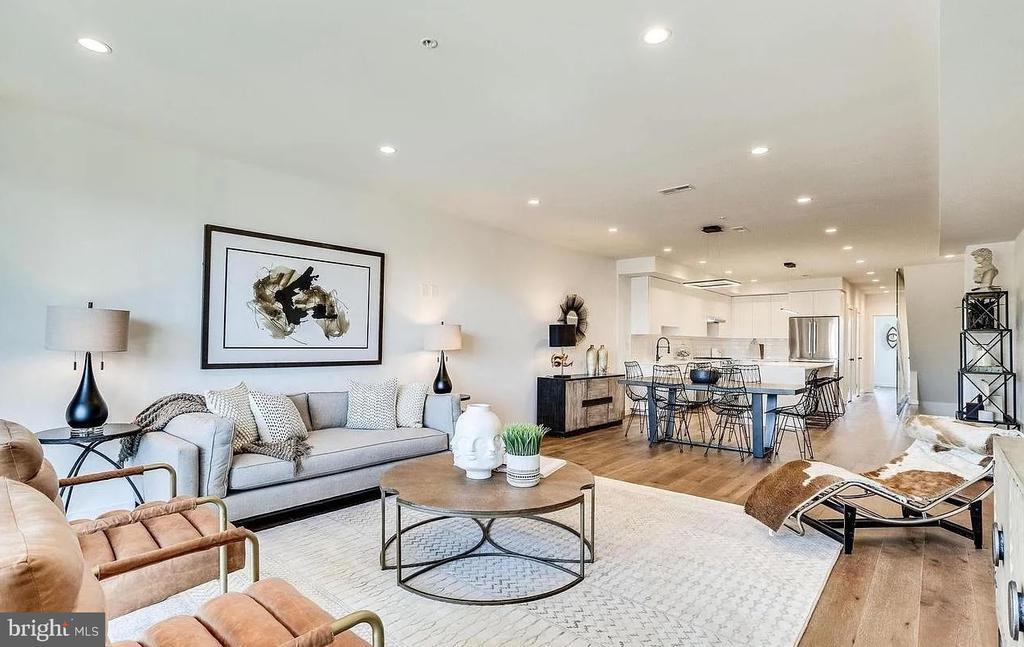 3810 13TH STREET NW Unit: 2