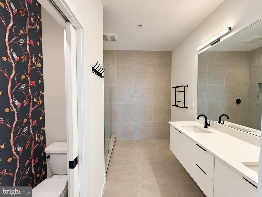 3810 13TH STREET NW Unit: 2