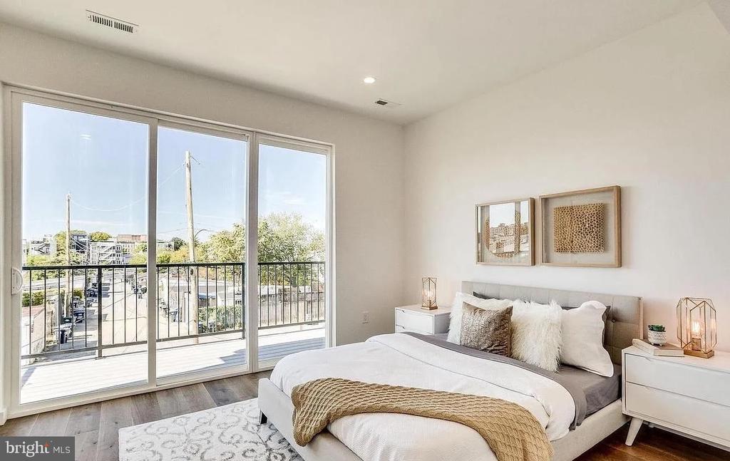 3810 13TH STREET NW Unit: 2