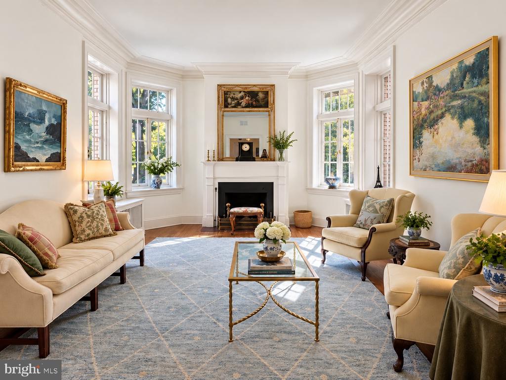 2500 MASSACHUSETTS AVENUE NW Unit: 2
