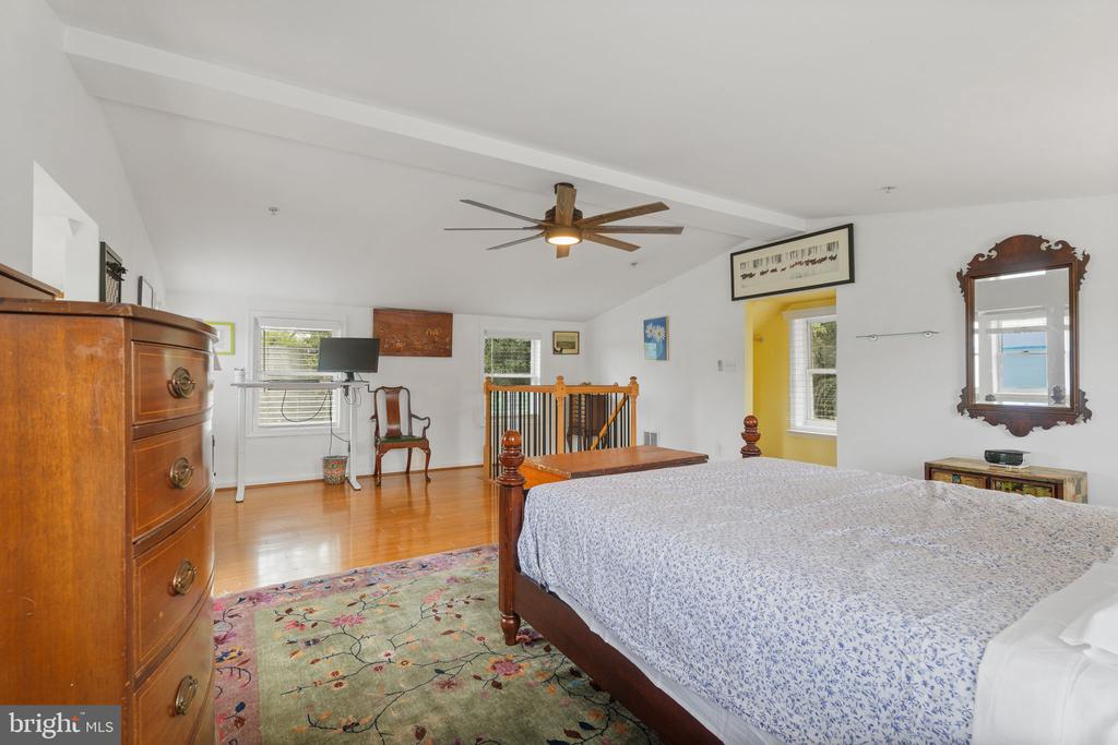 1304 TUGGIES ROAD