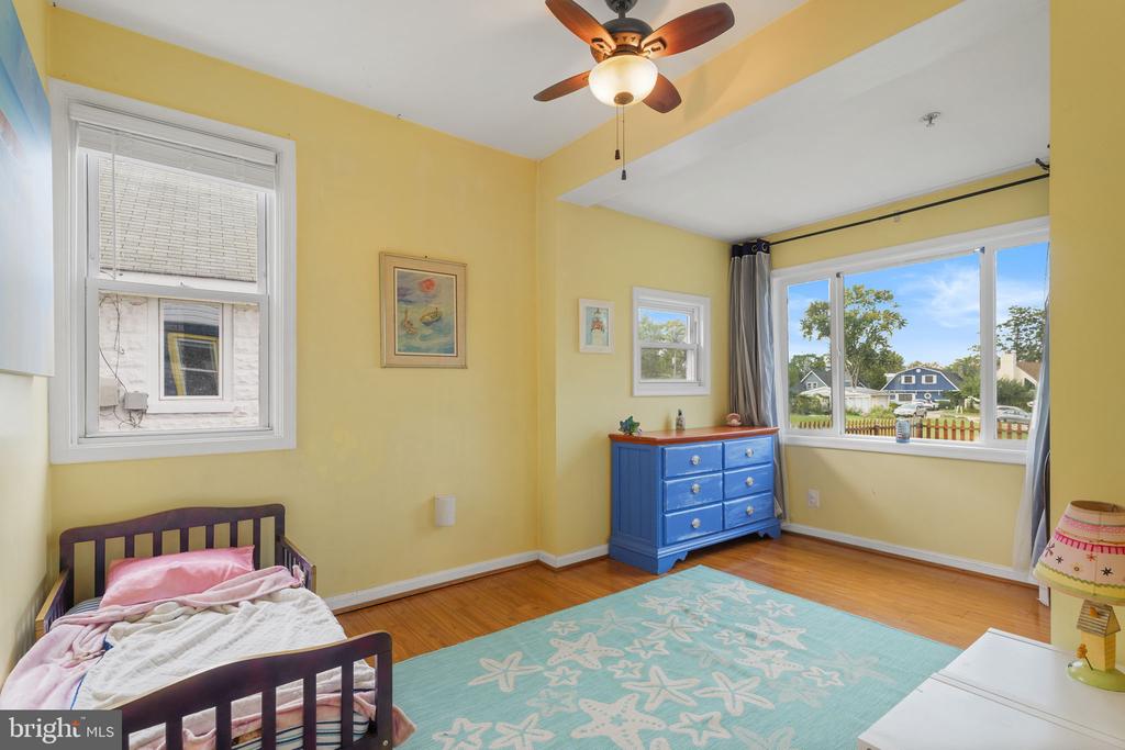 1304 TUGGIES ROAD