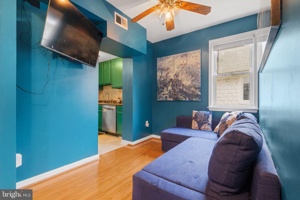 1304 TUGGIES ROAD