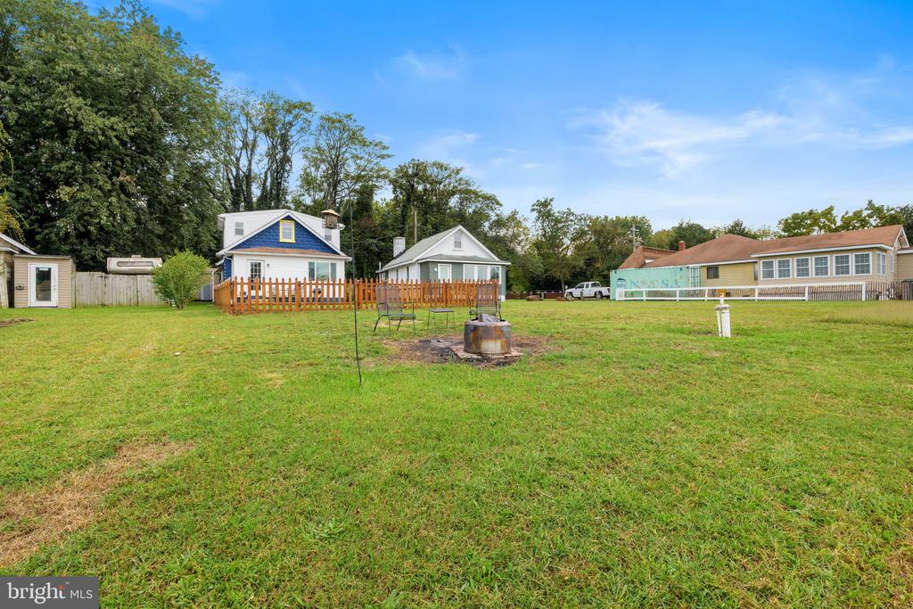 1304 TUGGIES ROAD