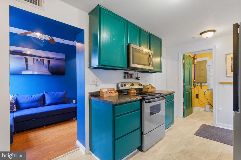 1304 TUGGIES ROAD