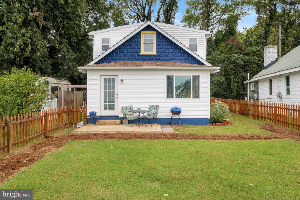 1304 TUGGIES ROAD