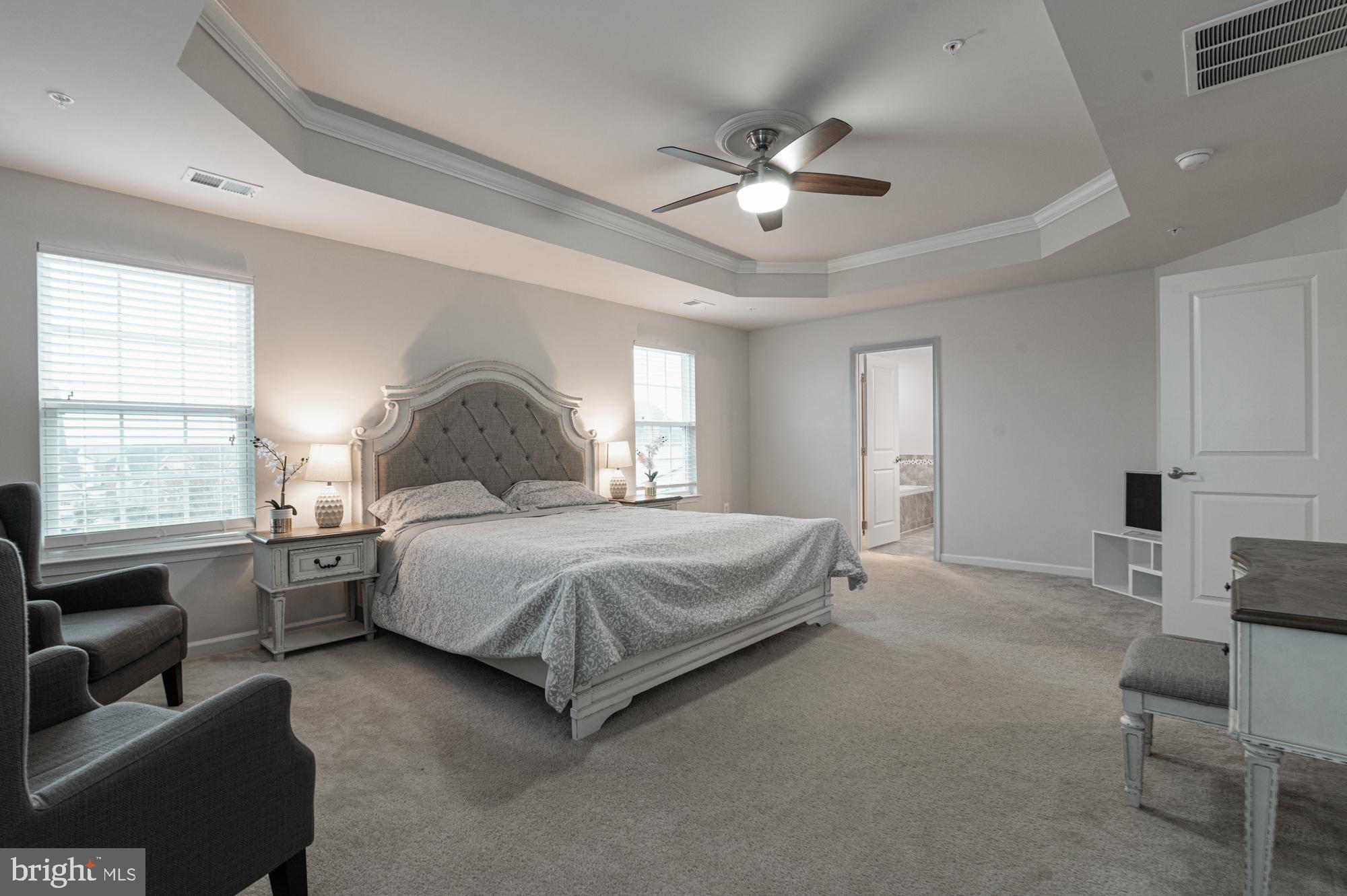 1113 LONG FARM CIRCLE