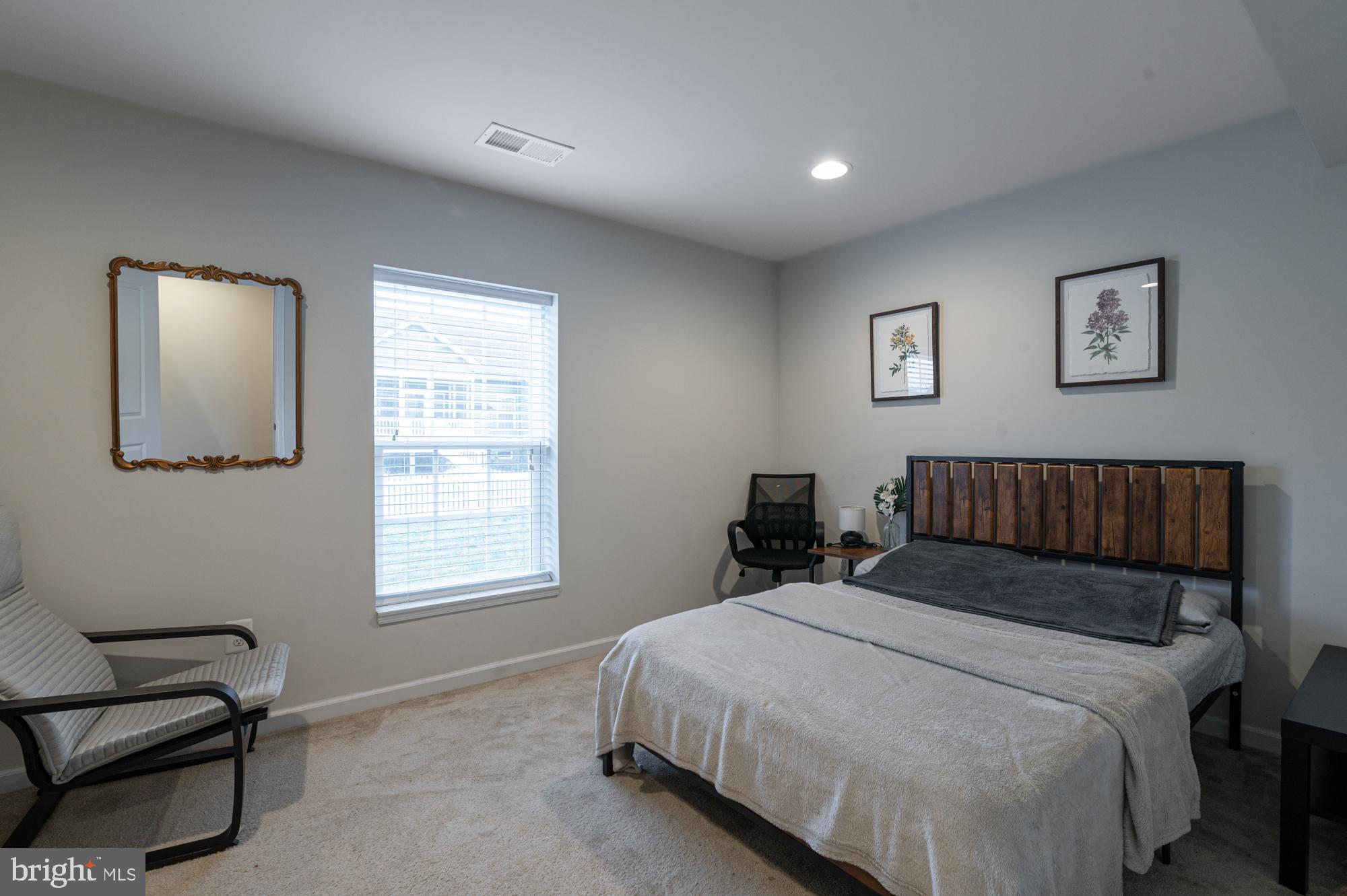 1113 LONG FARM CIRCLE