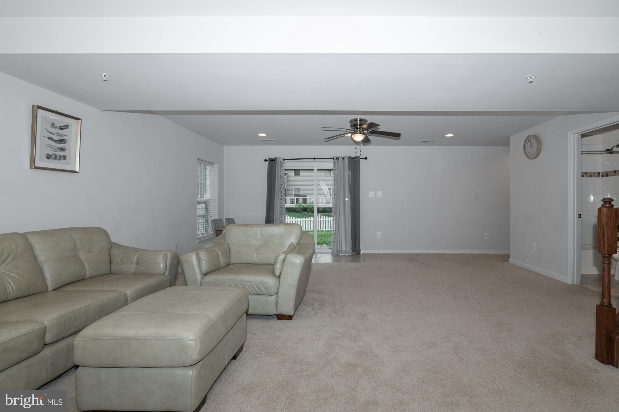 1113 LONG FARM CIRCLE