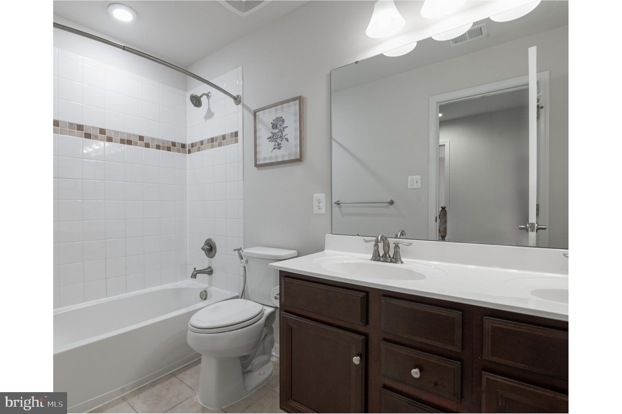 1113 LONG FARM CIRCLE