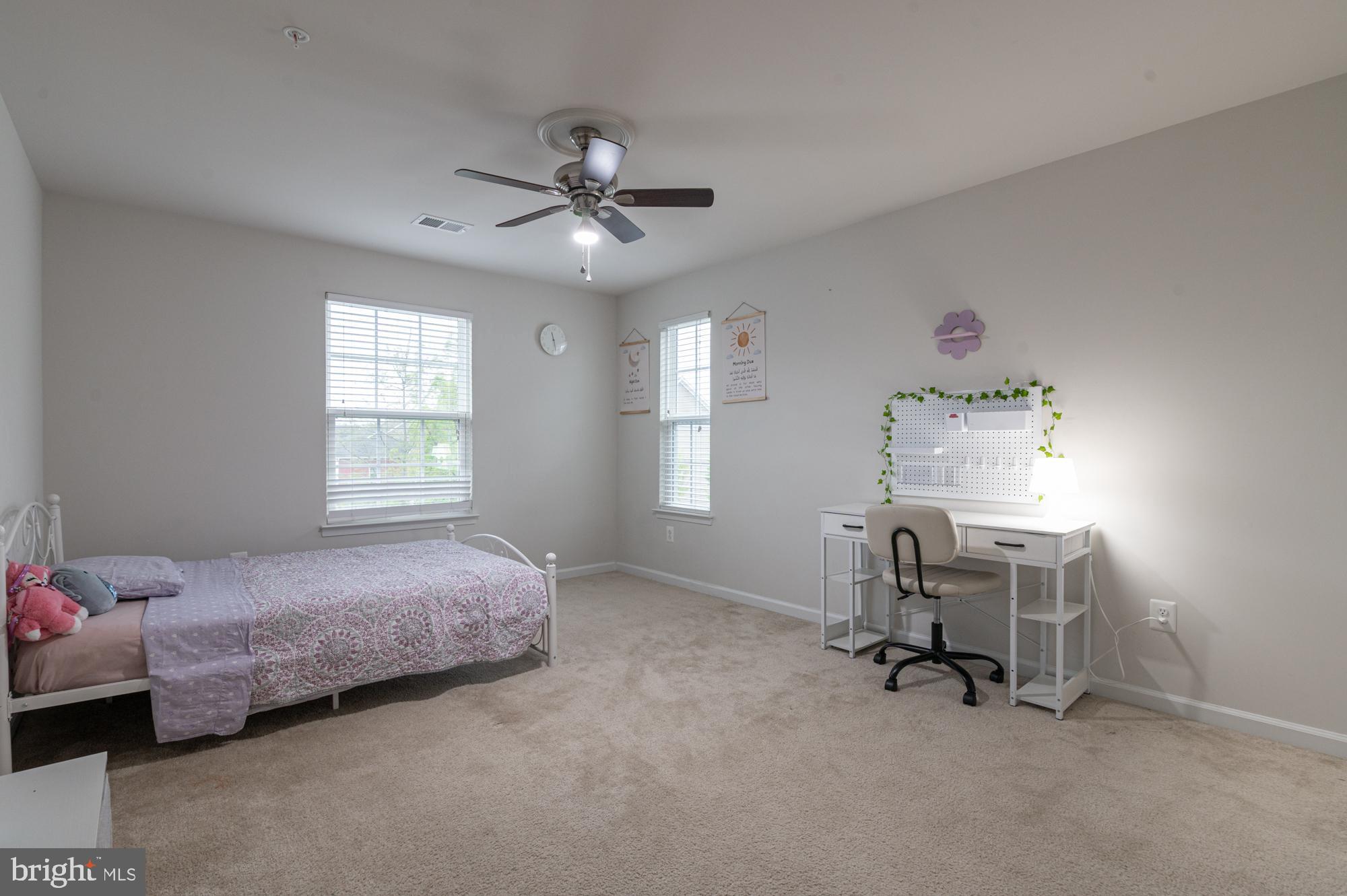 1113 LONG FARM CIRCLE