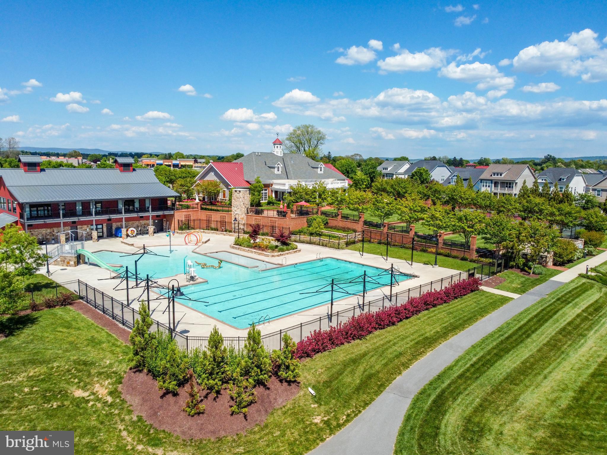 1113 LONG FARM CIRCLE