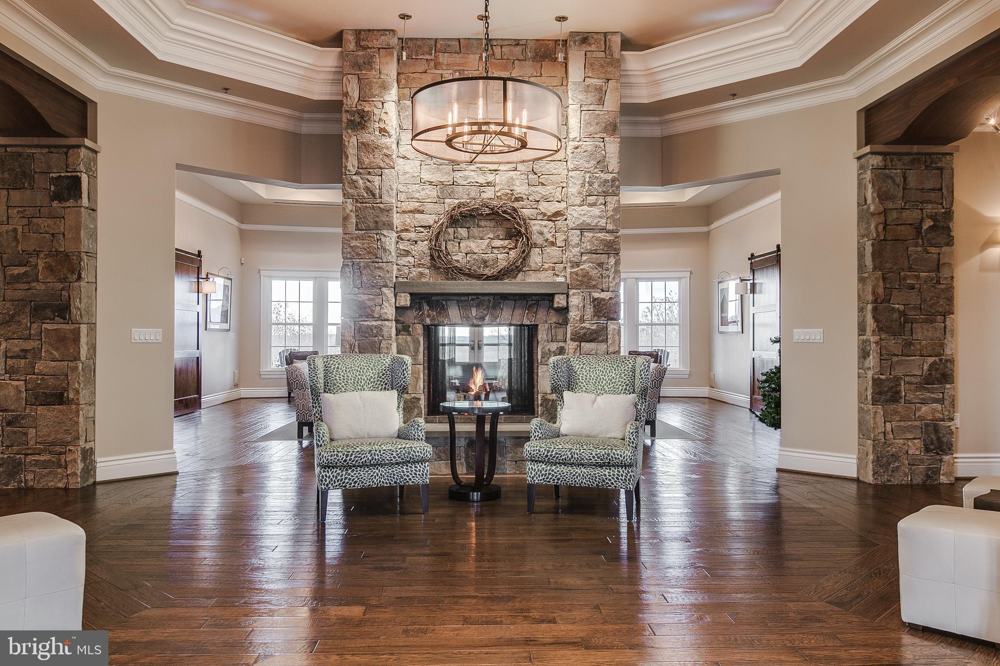 1113 LONG FARM CIRCLE