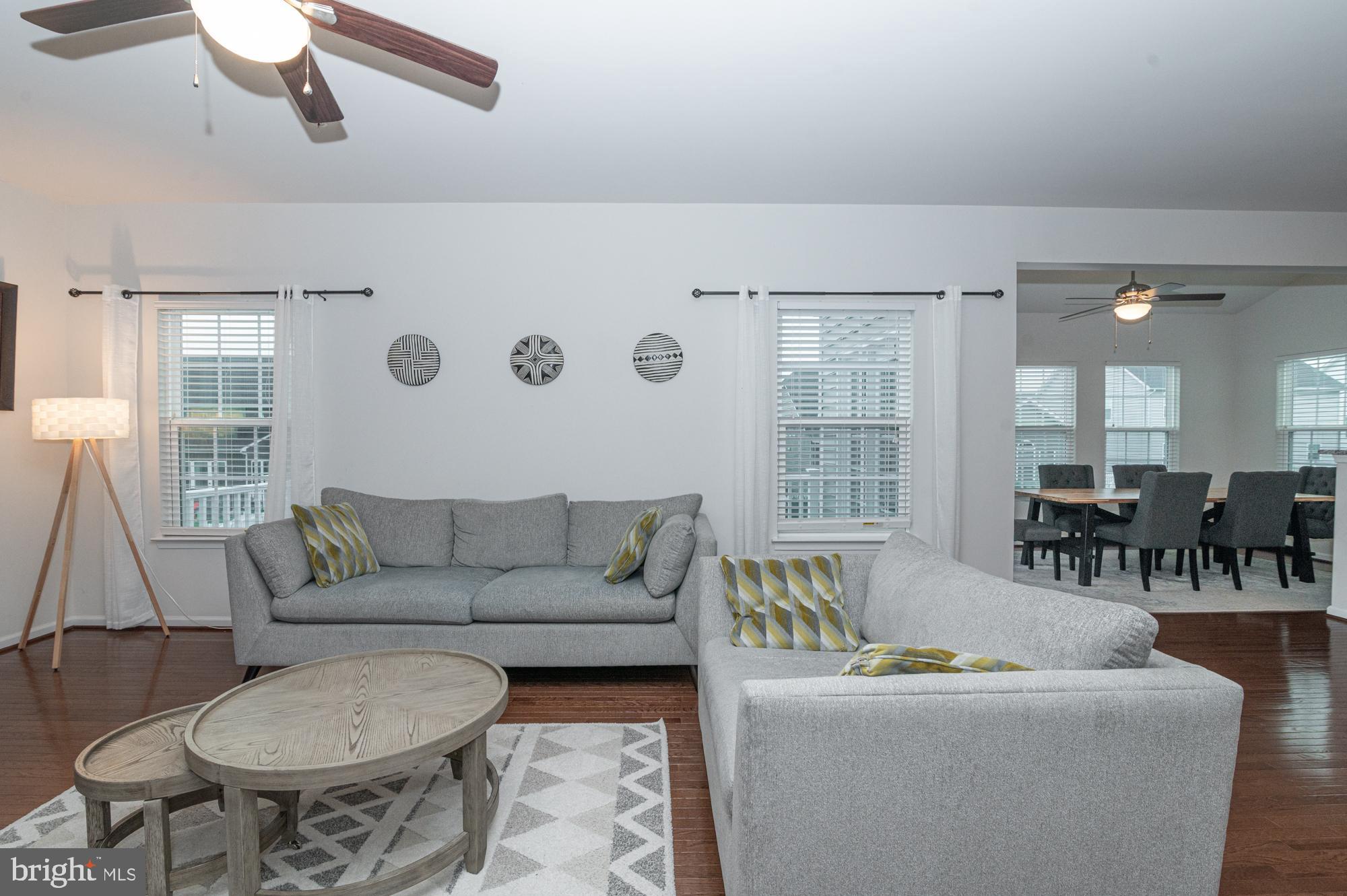 1113 LONG FARM CIRCLE