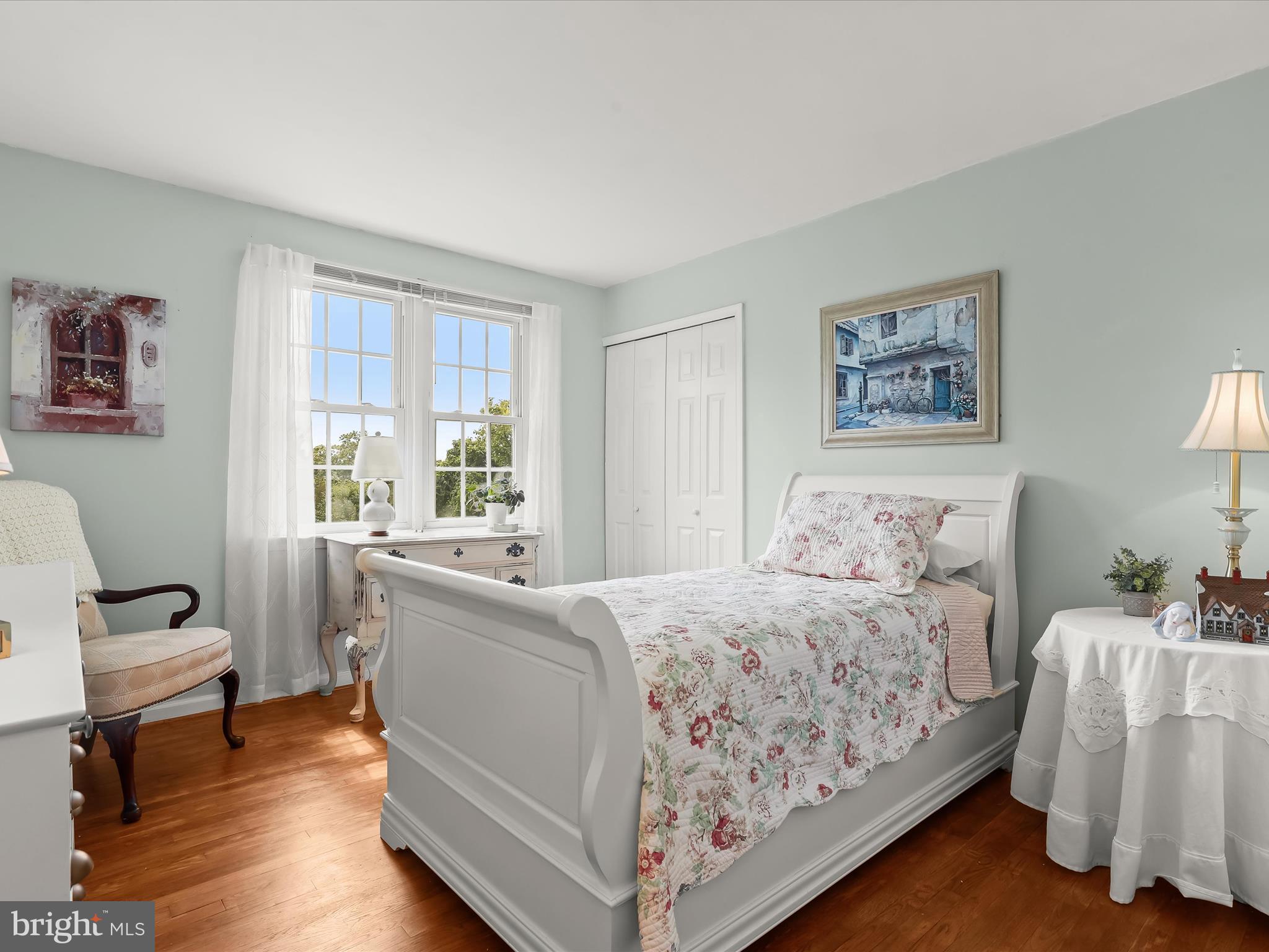 2123 ROUND HILL ROAD