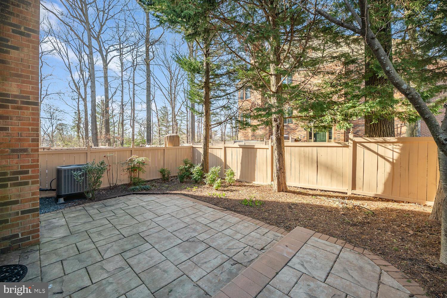 5918 EMPIRE WAY