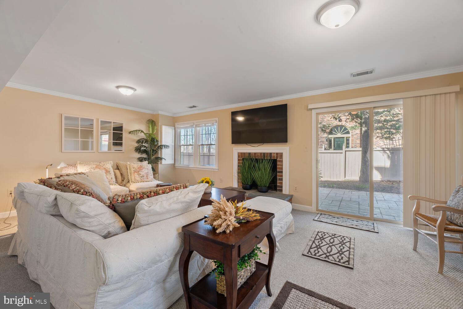 5918 EMPIRE WAY