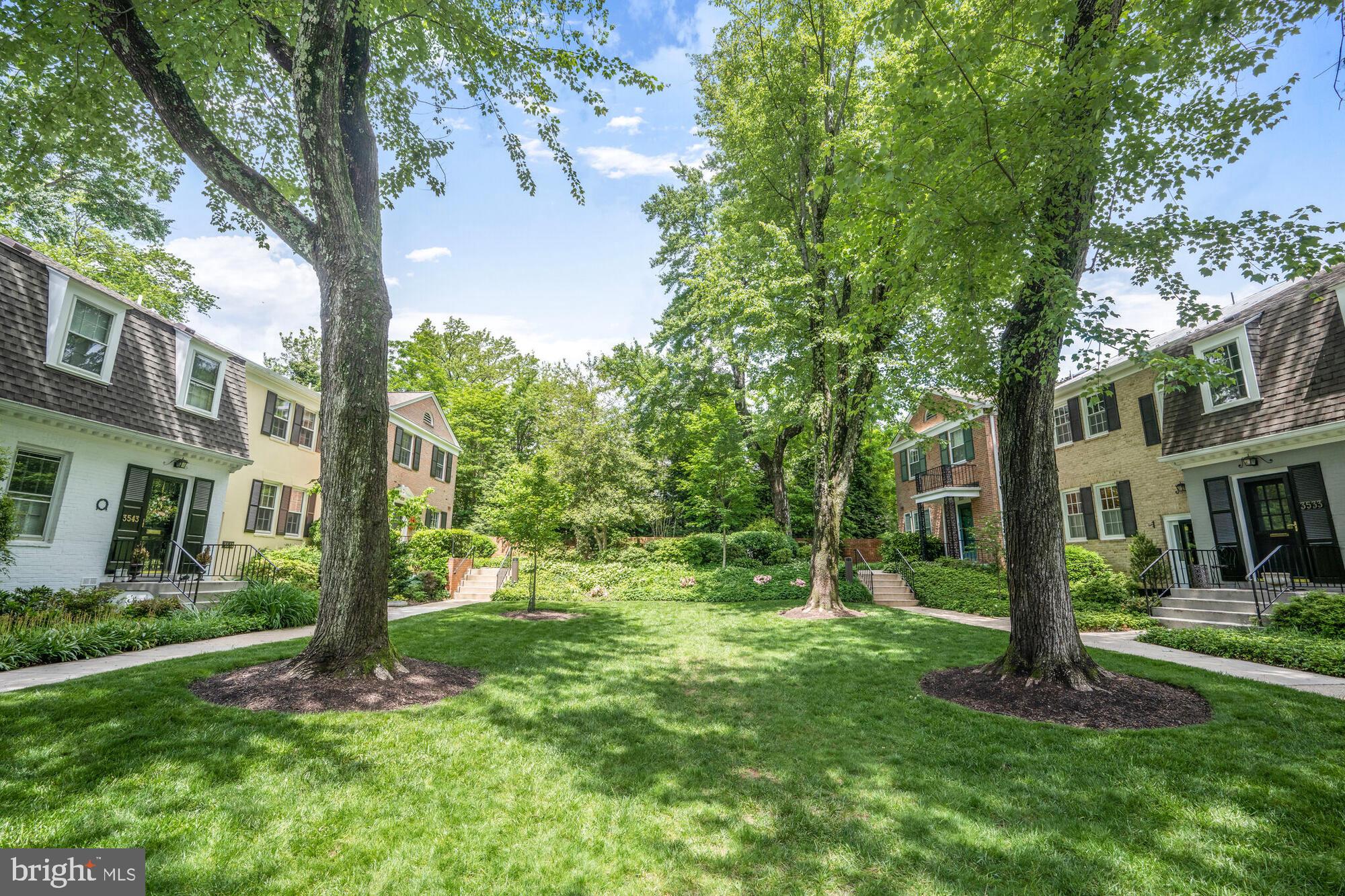 3549 HAMLET PLACE 401