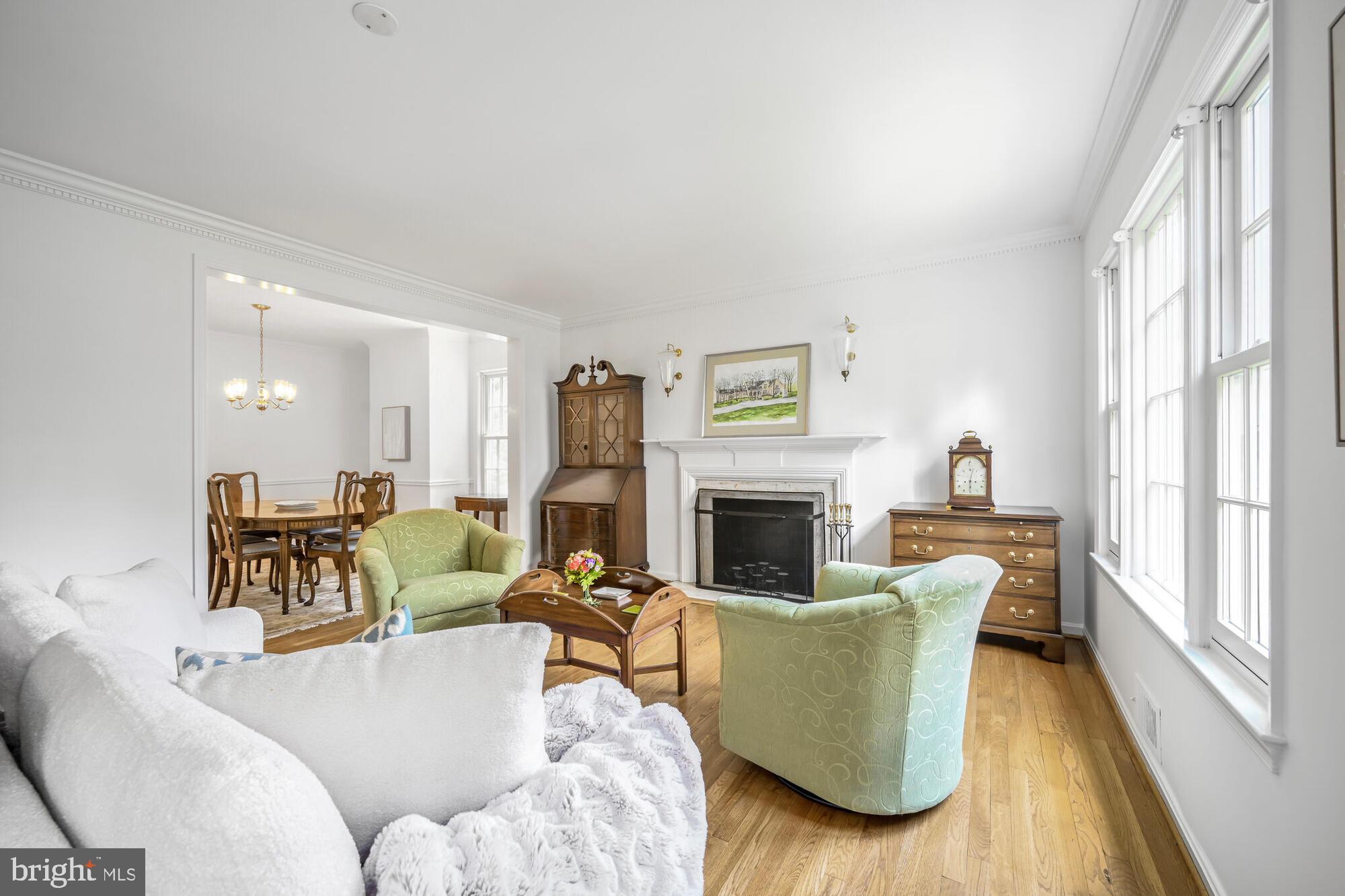 3549 HAMLET PLACE 401