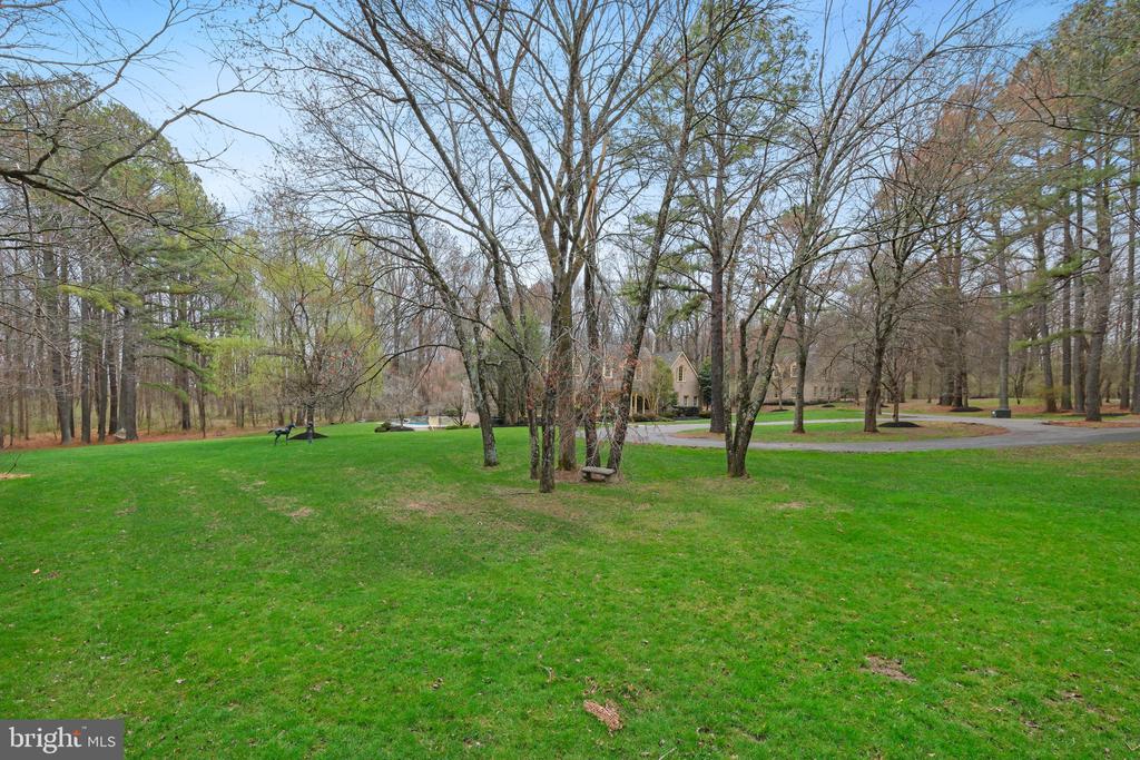 5900 SERENITY LANE