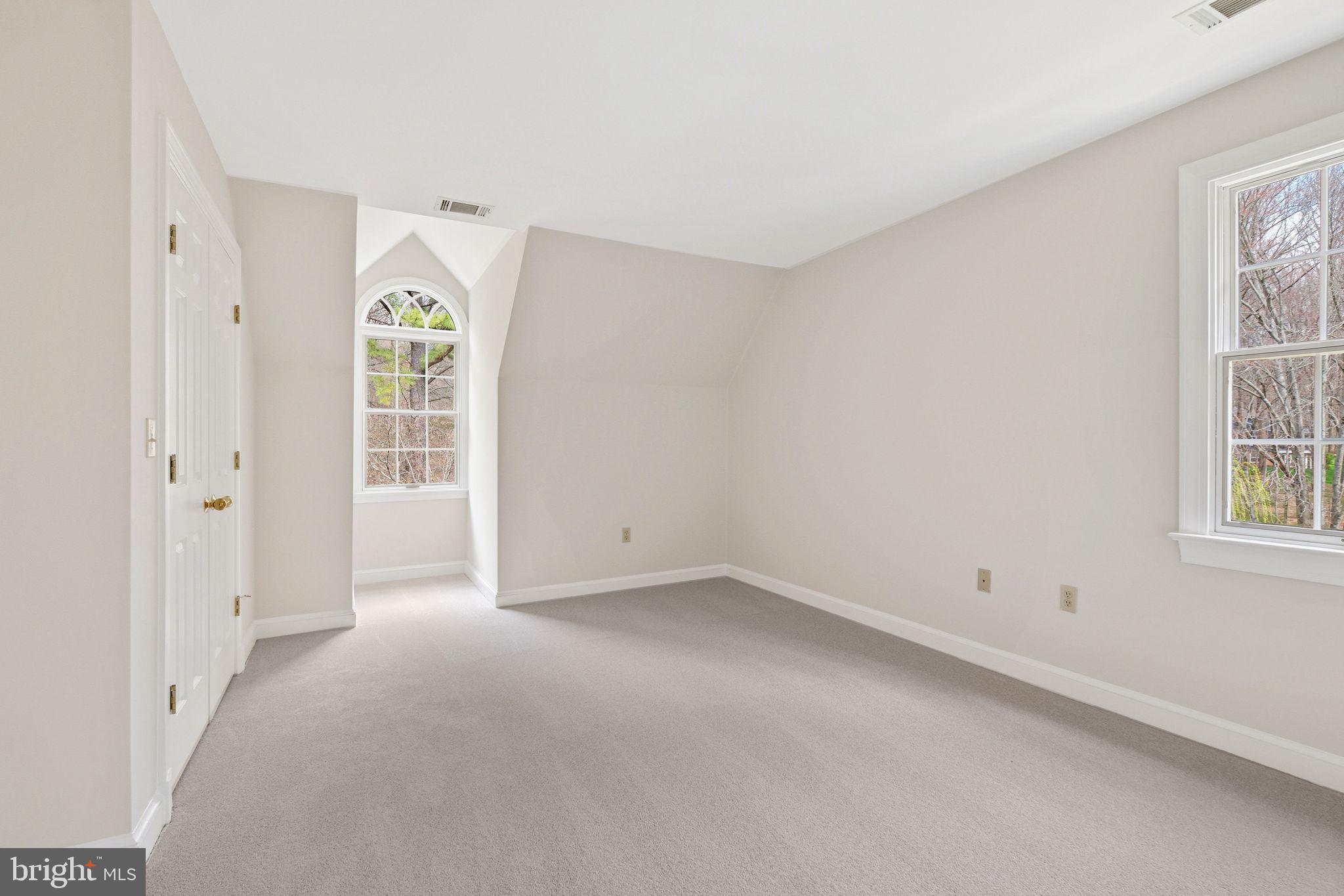 5900 SERENITY LANE