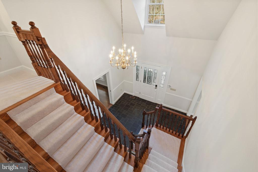5900 SERENITY LANE