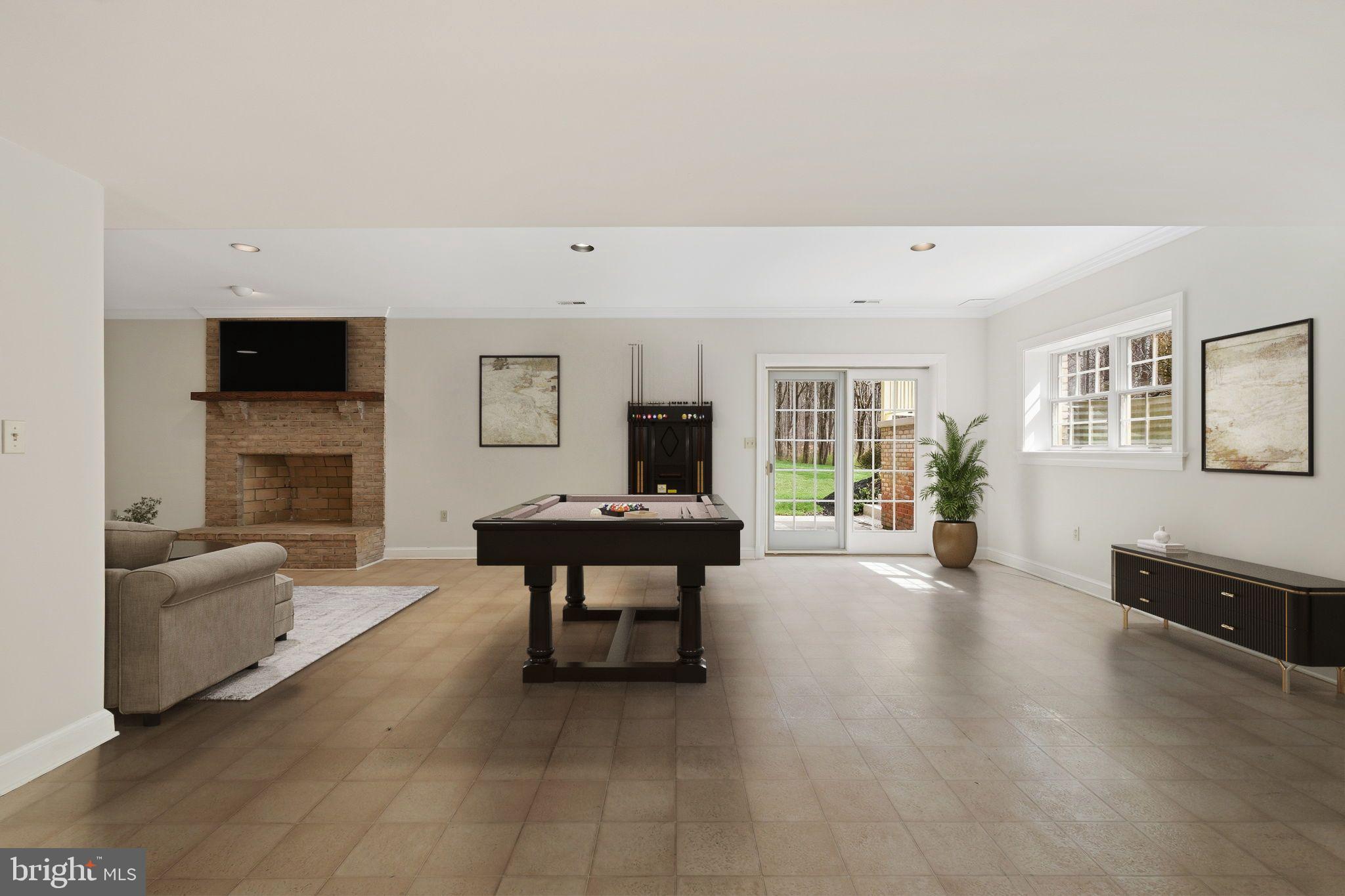 5900 SERENITY LANE