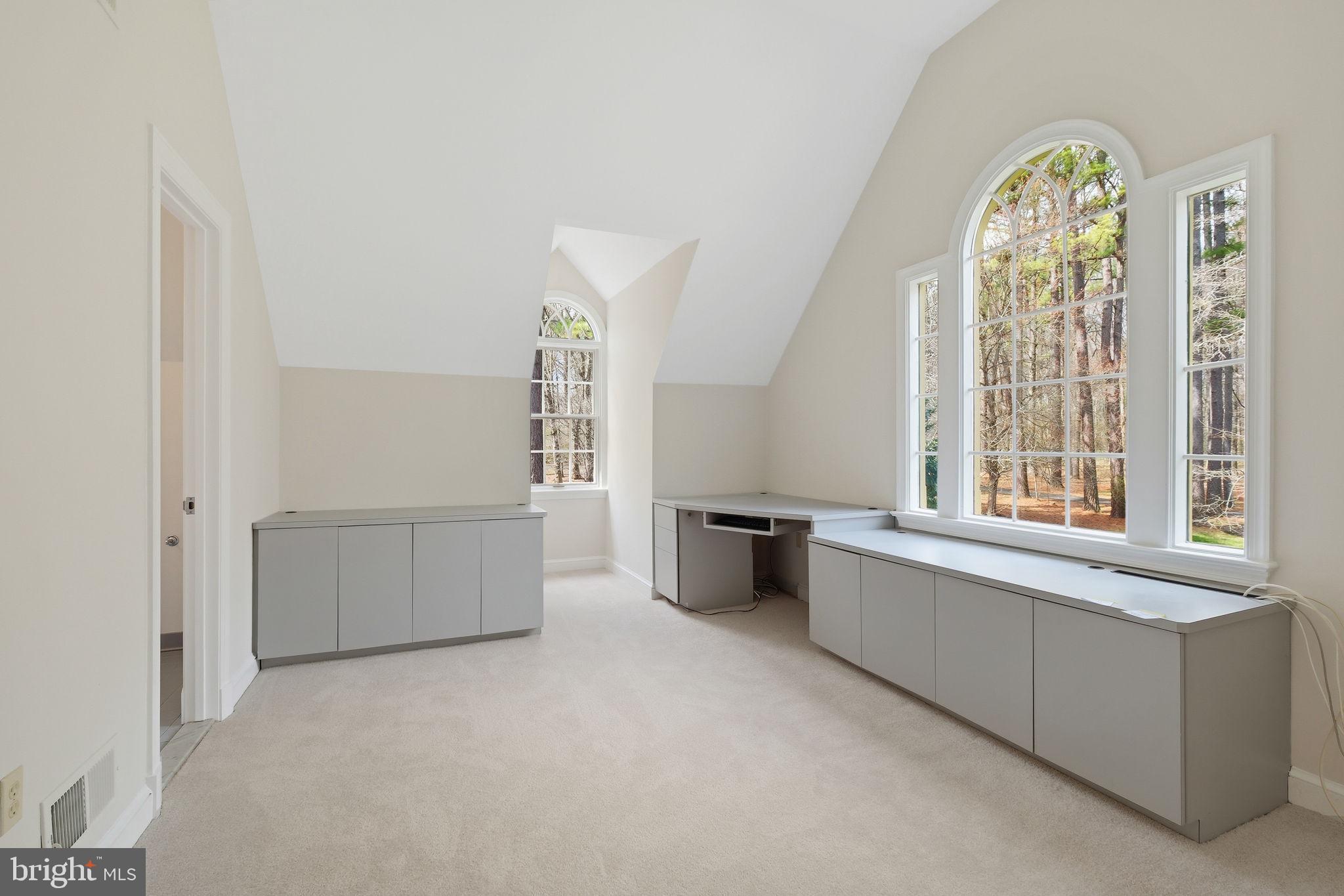 5900 SERENITY LANE