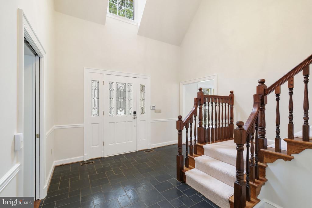 5900 SERENITY LANE