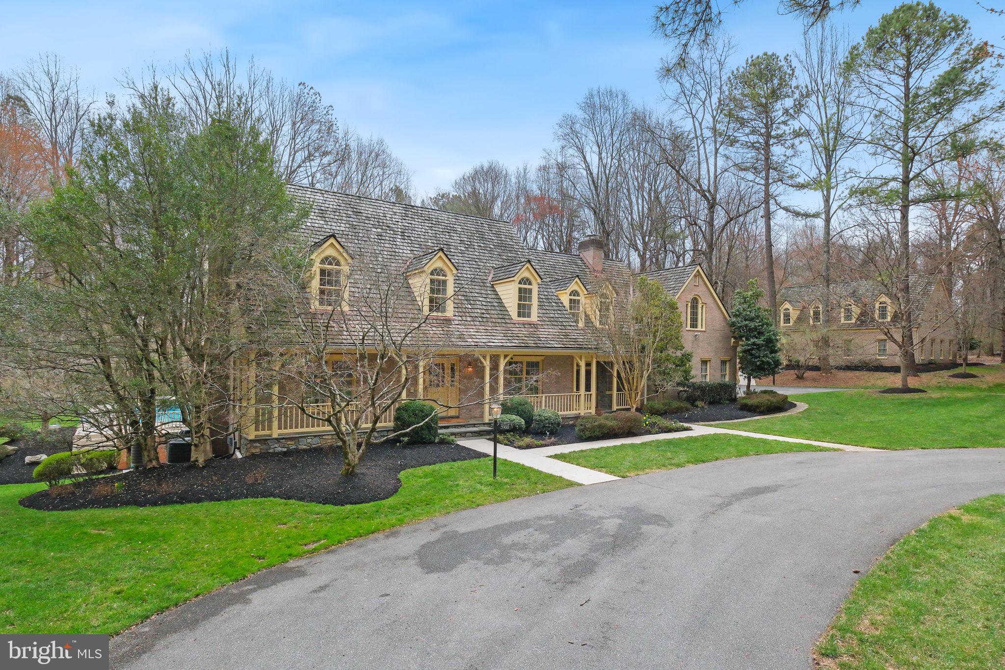 5900 SERENITY LANE
