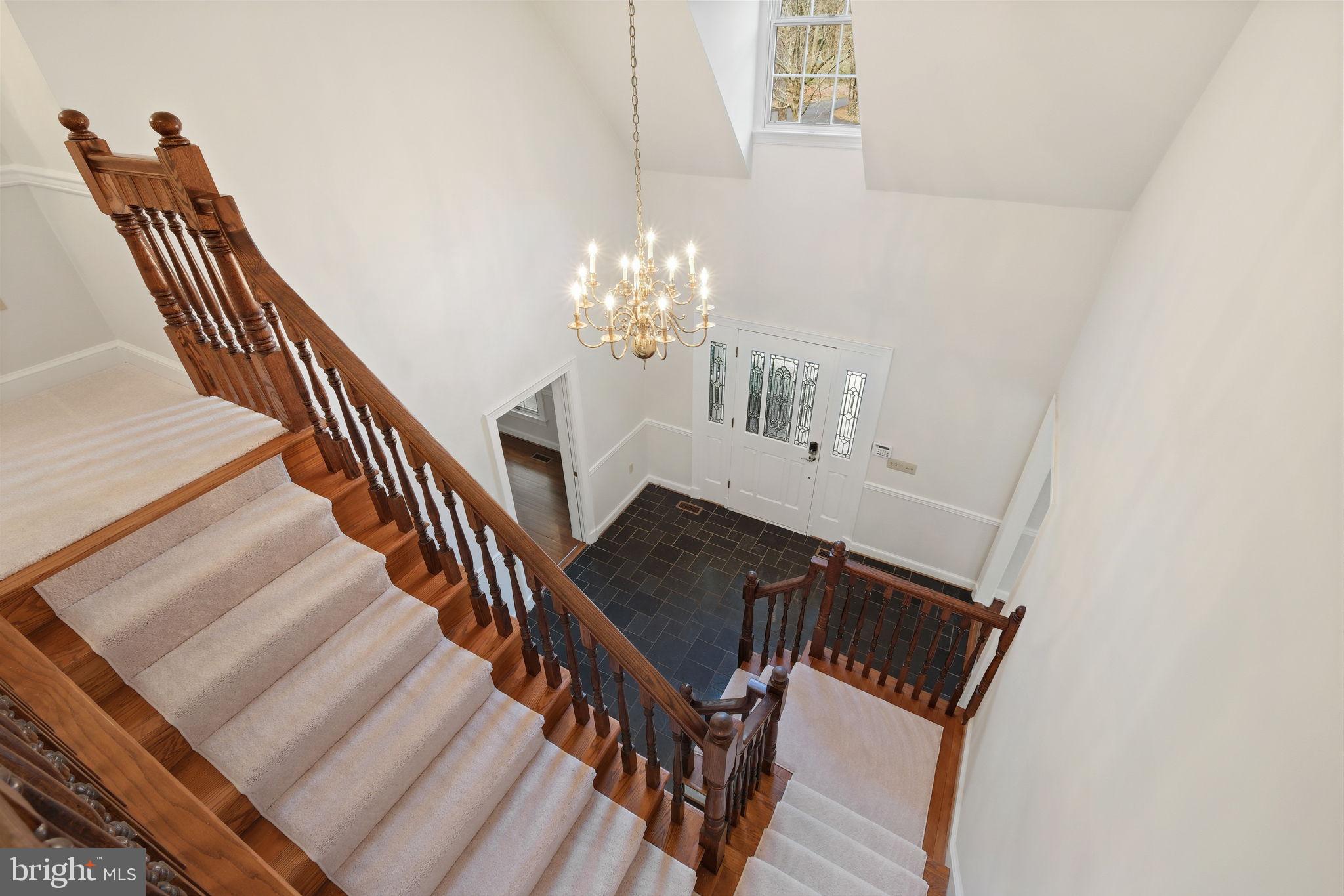 5900 SERENITY LANE