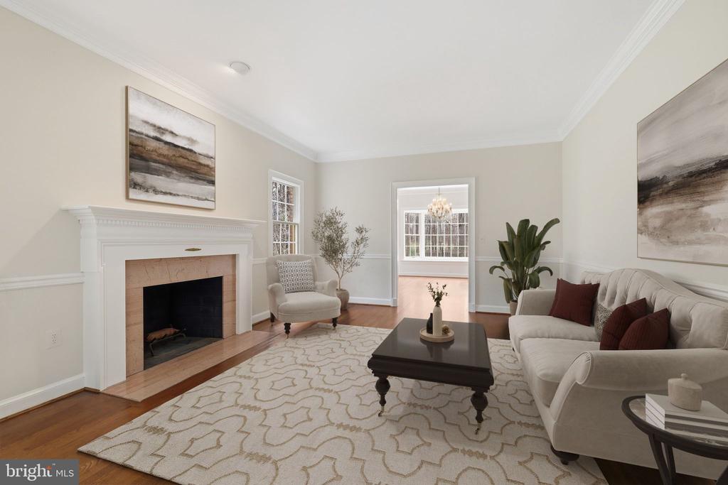 5900 SERENITY LANE