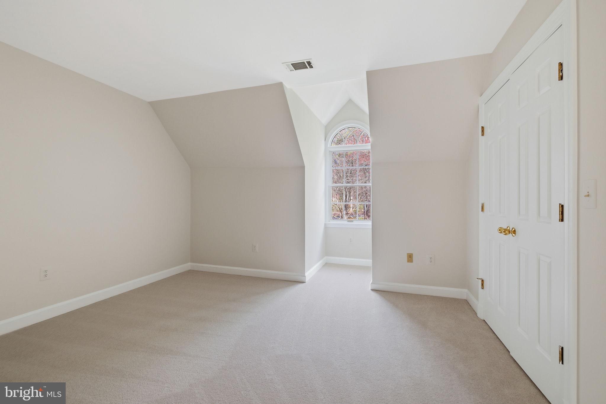 5900 SERENITY LANE