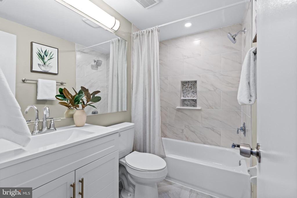 13128 WONDERLAND WAY Unit: 22-301