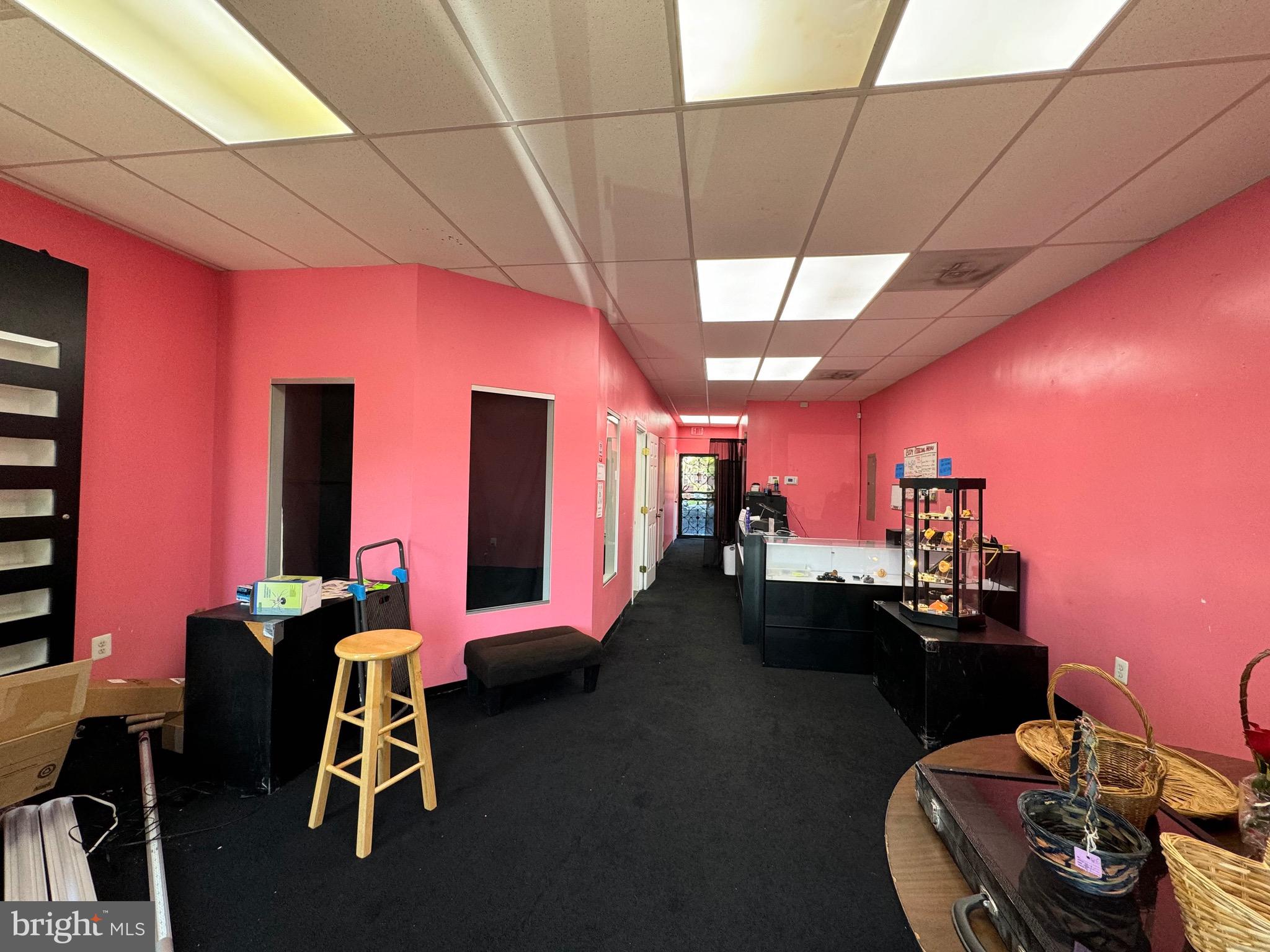 6302 MARLBORO PIKE B