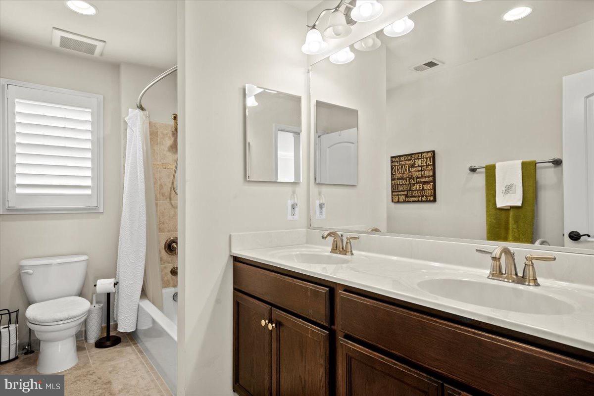 2504 WASHINGTON BOULEVARD