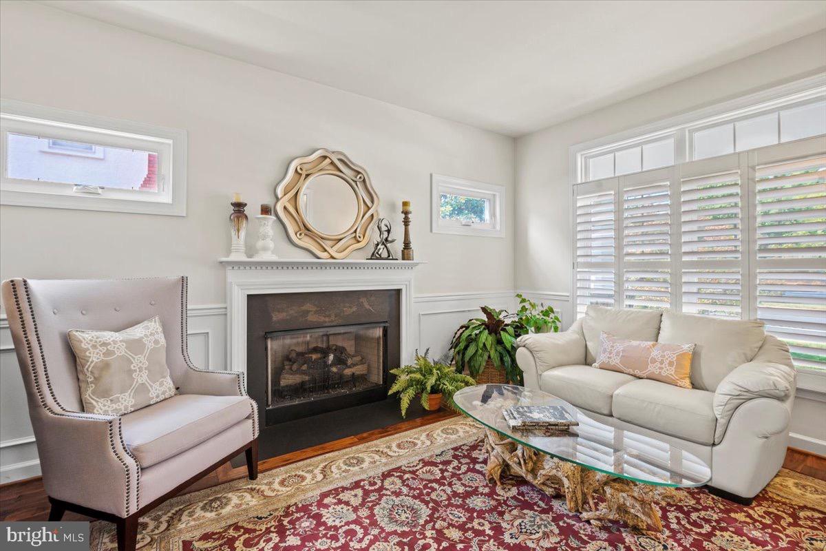 2504 WASHINGTON BOULEVARD