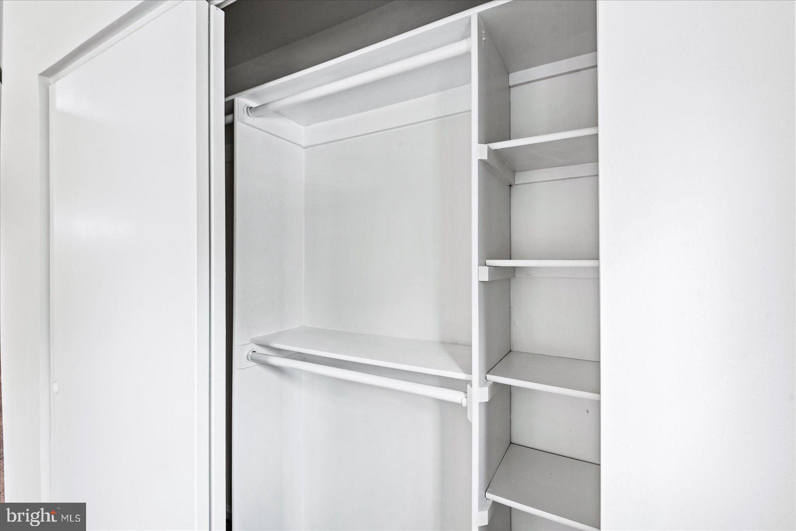 3332 LAKESIDE VIEW DRIVE 4-7