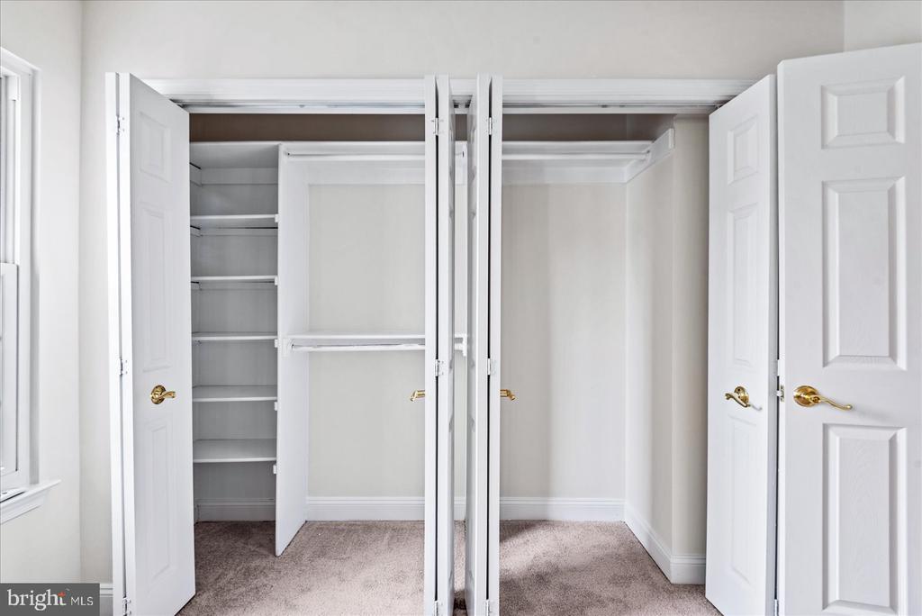 3332 LAKESIDE VIEW DRIVE 4-7
