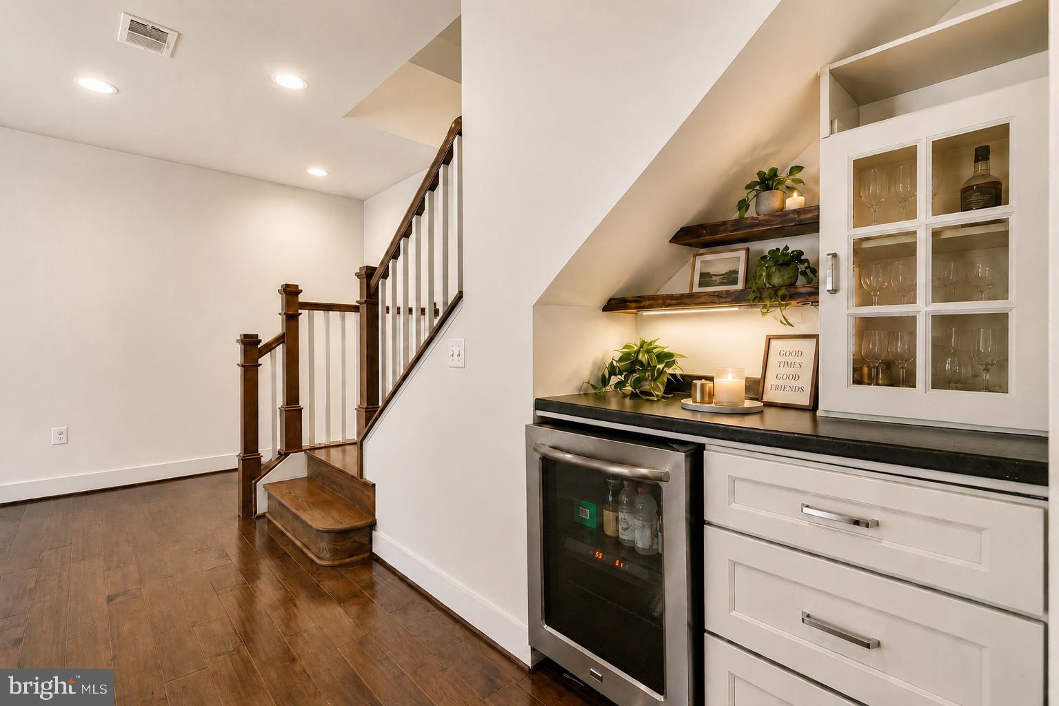 6127 OLIVET DRIVE