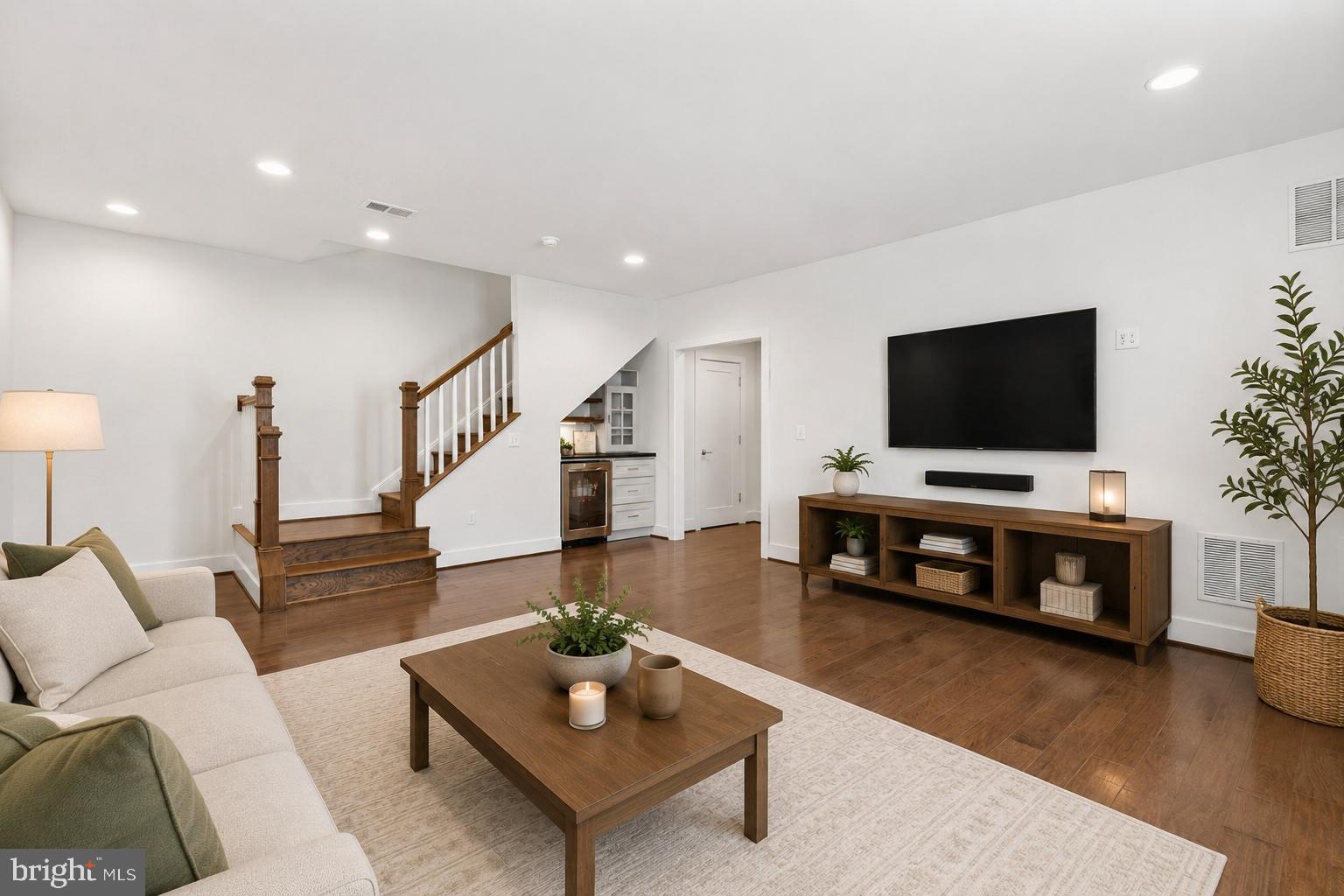 6127 OLIVET DRIVE