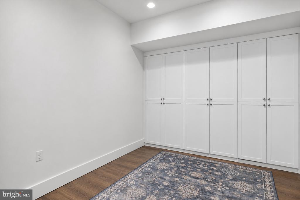 6127 OLIVET DRIVE