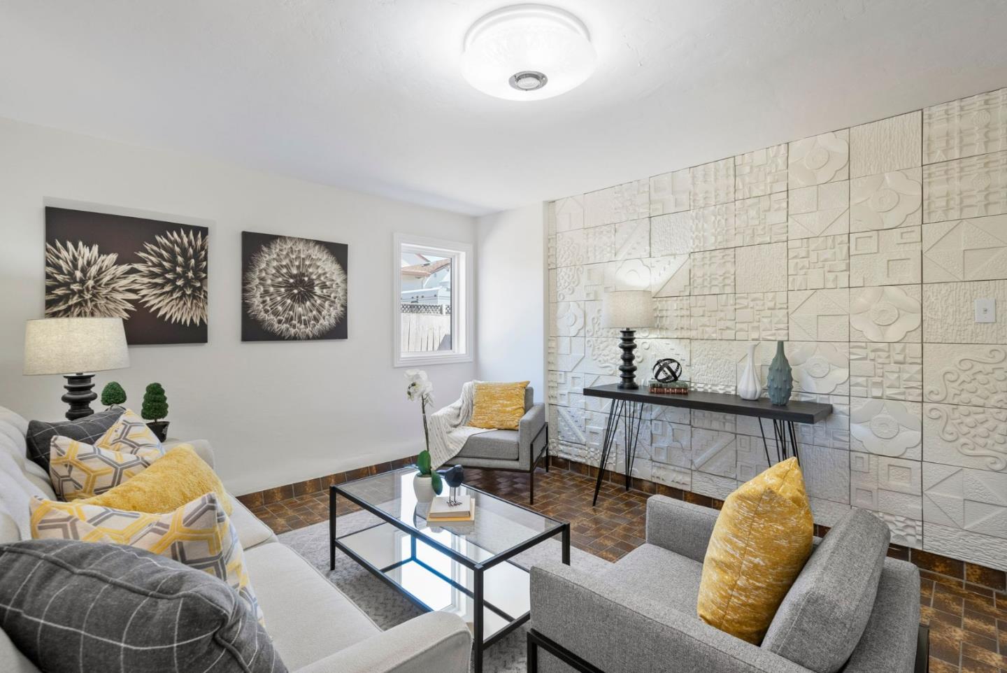 604 Geraldine DR