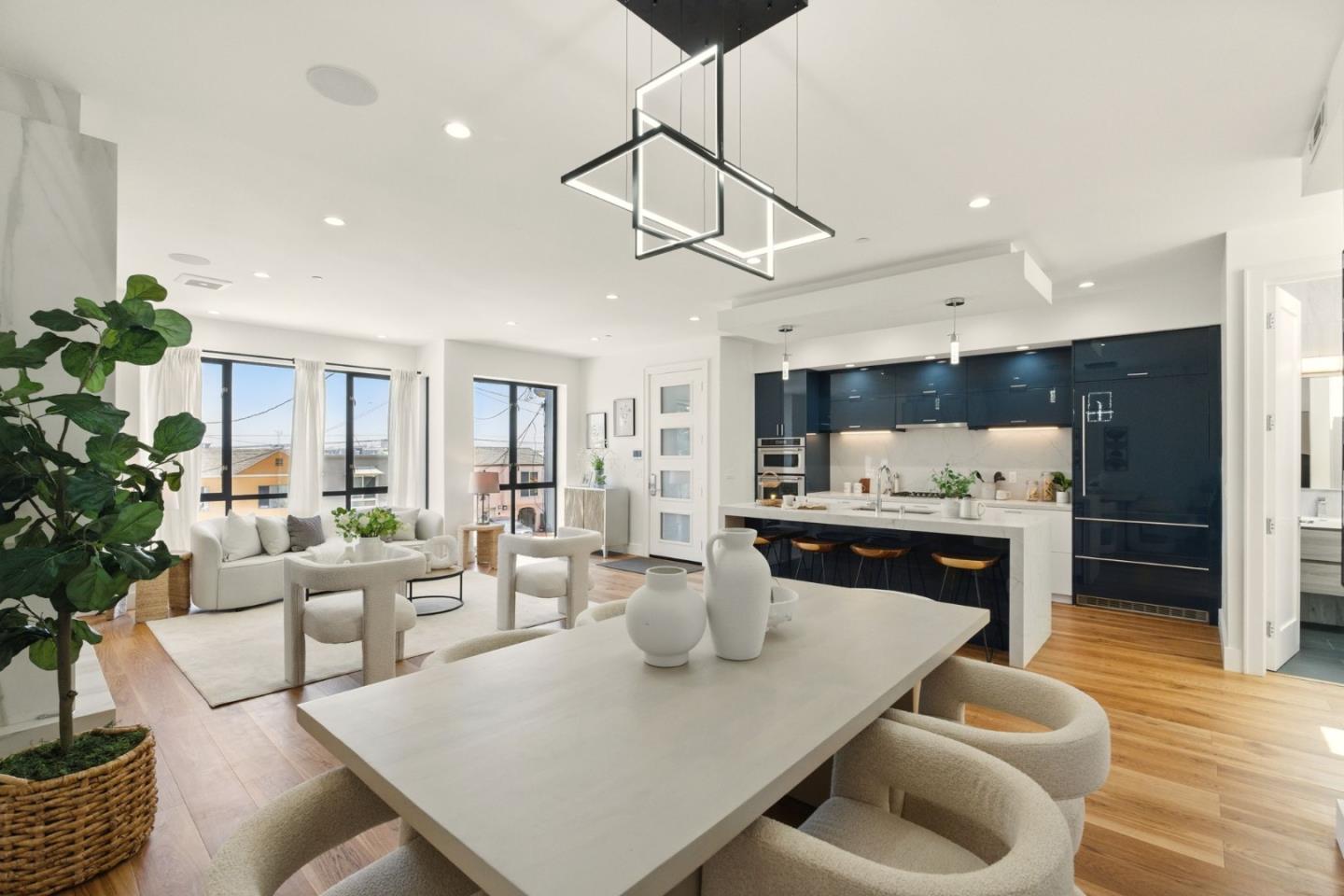 2175 Quesada AVE