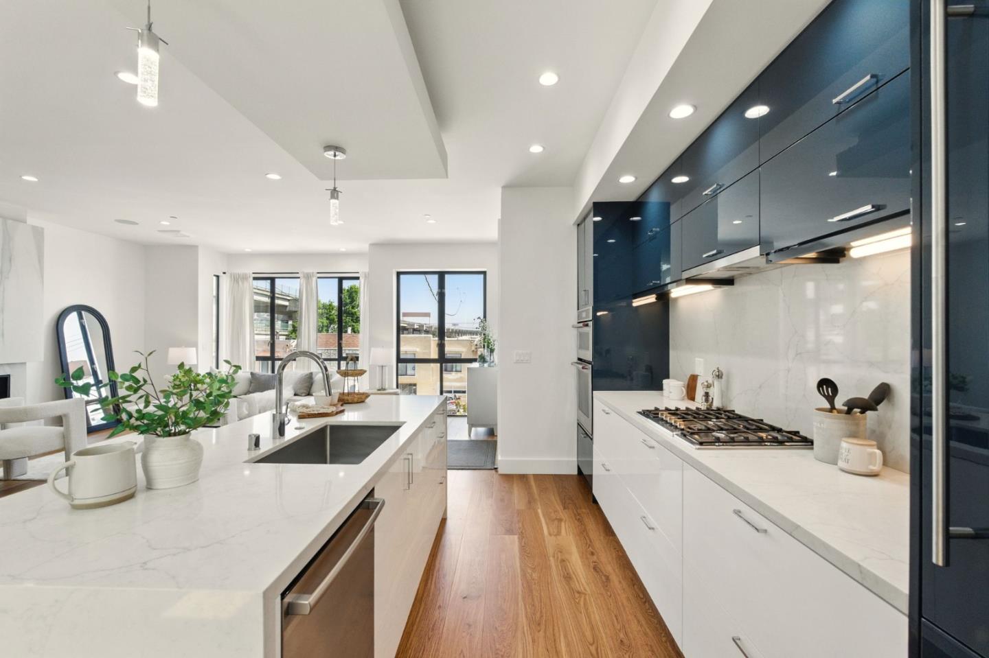 2175 Quesada AVE