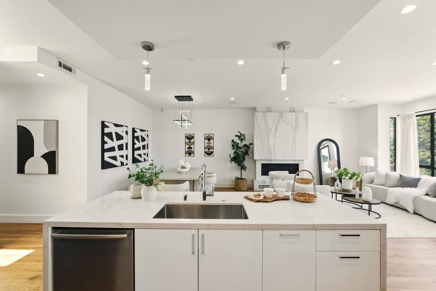2175 Quesada AVE