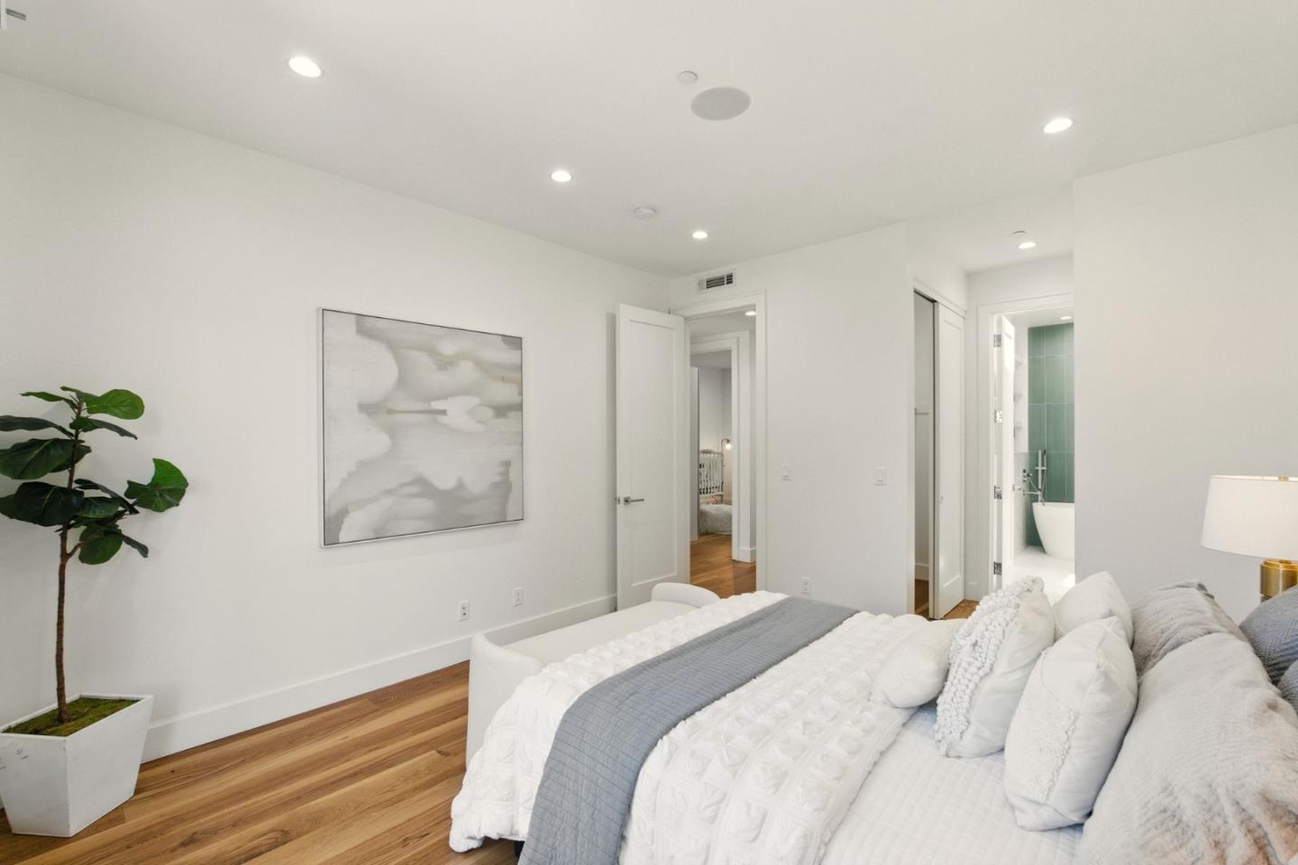 2175 Quesada AVE