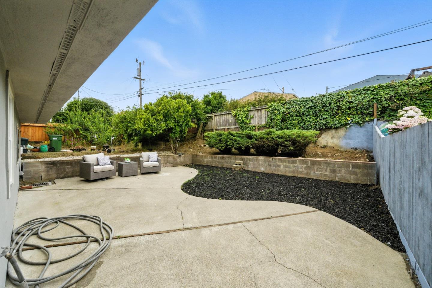 362 Lakeshire Drive